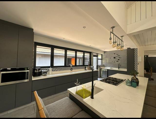 4 BEDROOM HOUSE FOR SALE IN VANDERBIJLPARK SW 5